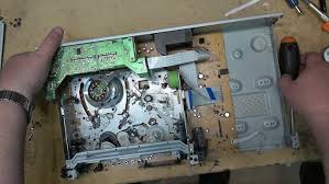 Tape Stuck. Vcr Red Light Not On When Tape Is In. Vcr Won'T Eject Can'T  Play Tape Or Rewind Ect Need Help Fixing : R/Vhs