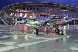 Lasciate che il cobra in. Die P 38 Der Flying Bulls Austrian Wings