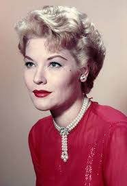 Musical Icon Patti Page Dies at 85