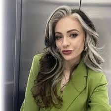 Lauren Cornelius's Instagram, Twitter & Facebook