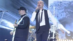 Mesaje de la multi ani. De La Capat All Over Again Lyrics Voltaj Romania