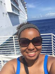 Kiana Robinson (@kiki2cute20)