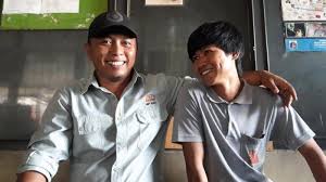 Arr by alif ba ta cover alif ba ta: Cerita Gitaris Fingerstyle Alip Ba Ta Temukan Nada Sendiri Hingga Dapat Komentar Dewa Budjana Tribun Jakarta