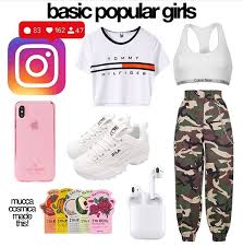 You must’ve already observed that many outfits by fashion enthusiasts and bloggers on ig seem to be inspired by the sport. Pin On My New Astetic