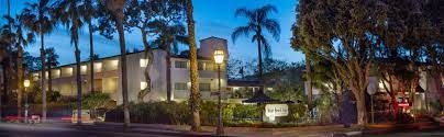 Located in west beach district only 1.7 km from santa barbara county courthouse, this hotel has 17 rooms and a swimming pool. West Beach Inn Santa Barbara Ca California Beaches