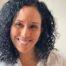 Sharee Howard's Instagram, Twitter & Facebook