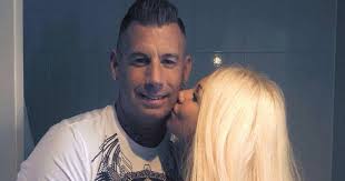 Ze vertelde haar favoriete dronken plaat, het nummer wat haar echte. Barbie En Rolf Zijn Uit Elkaar Show Ad Nl