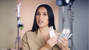 Irresistible desire — непреодолимое желание irresistible. E L F Cosmetics Jen Atkin E L F Xx Jen Atkin Beauty Collab Business Wire