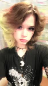 This made me so dizzy 😭 #fluffyhair #dyedhair #altmakeup #altfashion #alt  #alternative #alttok #gothic #halloween #halloween2024 #spiderwebeyeliner  #enbyl0s3r #enby_l0s3r