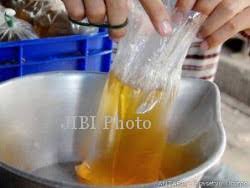 8 merk minyak zaitun yang cocok buat masak. Harga Minyak Goreng Naik Rp11 500 Per Kilogram