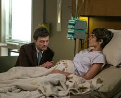 A lei do amor: Antônio se declara a Letícia após volta do câncer