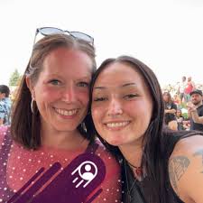 21-year-old Lisa Marie Custer was allegedly not only having sex with a  15-year-old boy, he says she also never told him she was HIV-postive.