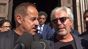 Il gatto a nove code è un film del 1971 diretto da dario argento. Funerali Anna Marchesini Lopez E Solenghi Che Il Trio Sia Con Voi Youtube