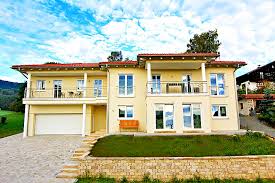 Learn more about the people who carry out the priorities of. Casa Di Michele Paulas Bauernhof