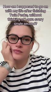 Reading The Secret Diary of Laura Palmer