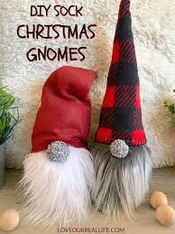 How To Make Christmas Gnomes Sew And No Sew Sock Instructions Christmas Projects Diy Christmas Gnome Diy Socks