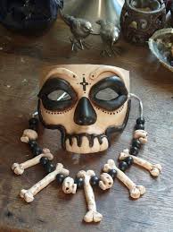 Ich möchte eine pappmaché maske selber machen. Halloween Masken Basteln Fur Gross Und Klein
