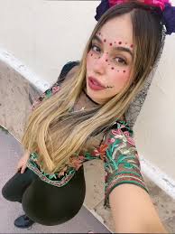 Vídeos de Lorena Ivonne (@lorenaivonneg) con «sonido original