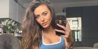 Chloe veitch placed second on the circle season 2, and we've found out what the model and reality star has been up to since the season finale. Who Is Chloe Veitch From Netflix S The Circle Season 2