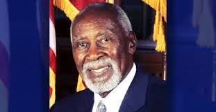 Rochelle Frazier's Instagram, Twitter & Facebook