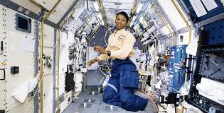 Mae Jemison: Biography, First Black Female Astronaut, Doctor