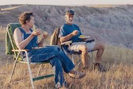An awkward & heartfelt look at american culture. Nomadland Movie Review Ain T That America Flickfilosopher Com
