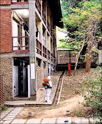 東海地方（とうかいちほう）は、本州中央部に位置し太平洋に面する地域である。 一般的には 愛知県 、 岐阜県 、 三重県 、 静岡県 の4県を指すが、静岡県を除いた3県を指す場合もある。 Anfkvfck5iixqm