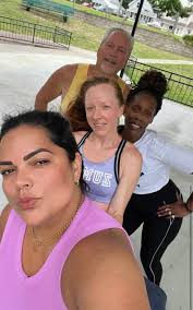 Sandra , me and Victoria Zavala! :)