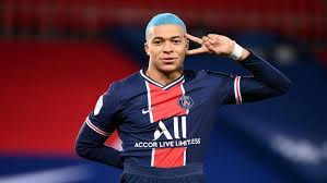 Wähle zwischen vereinstrikot und dem trikot von frankreich. Fc Bayern Rummenigge Schwarmt Von Kylian Mbappe Ich Liebe Ihn Fc Bayern Munchen Sport Bild