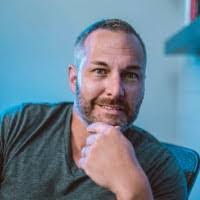 Jonathan Bannister's Instagram, Twitter & Facebook