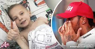 Il s'agit en l'occurrence d'une authentique ac cobra 427 de 1966, l'un des engins les plus mythiques qui soient. Lewis Hamilton En Deuil