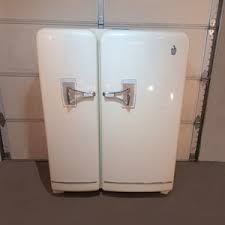 Image result for White Porcelain 1977 Kelvinator