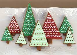 See how to decorate christmas tree cookies at home and make them look like they were done by a professional. 10 Ways To Decorate Christmas Tree Cookies Torte The Blog