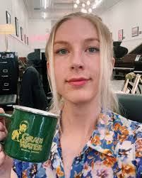 Lynne Guthrie's Instagram, Twitter & Facebook