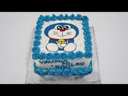 Semakin menarik dan unik bentuk kue ulang tahun maka biasanya semakin berkesan bagi orang yang berulang tahun. Gambar Kue Ultah Doraemon Lucu