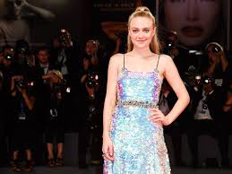 All original content and graphics belong to lovely dakota and cannot be reproduced in any form without the permission of the. Dakota Fanning Has No Red Carpet Regrets Vanity Fair