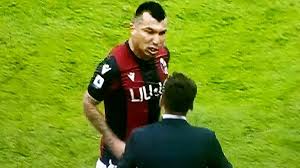 (born 03 aug, 1987) defender for bologna. Tension In Bologna Roma Medel Confronts Fonseca