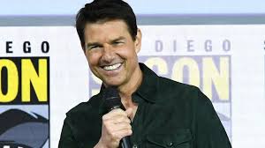 With tom cruise, tim robbins, kelly mcgillis, val kilmer. Tom Cruise Drops Top Gun 2 Trailer Bbc News