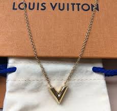 I don't know if you recognise this? Shop Louis Vuitton V 2018 19fw Essential V Necklace M61083 By Spainsol Buyma
