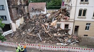 Bayer ag was founded as a dyestuffs factory in 1863 in barmen (later part of wuppertal), germany, by friedrich bayer and his partner, johann friedrich weskott, a master dyer. Wuppertal Heckinghausen Explosion In Wuppertal Mordkommission Ermittelt Gegen 54 Jahrigen