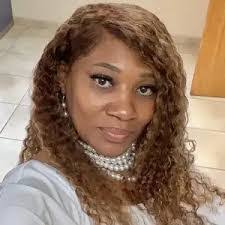 Melinda Frederick's Instagram, Twitter & Facebook