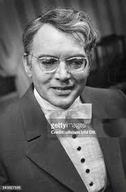 586 Robert Freitag Stock Photos, High-Res Pictures, and Images