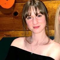 Amanda Marriner's Instagram, Twitter & Facebook