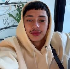 Aaron Rickards's Instagram, Twitter & Facebook