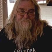 Lynn Claflin's Instagram, Twitter & Facebook