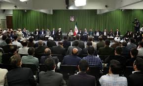 Image result for ‫رهبر انقلاب در دیدار جمعی از شاعران و استادان زبان و ادب پارسی‬‎