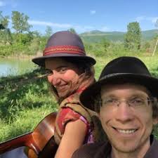 Stream Makuchina music