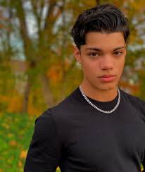 Picture of Kevin Chacon in General Pictures