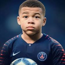 📊 Desire Doue, Dembele, and Hakimi — iconic stats for PSG this season:  🇫🇷 Doue: 15 goals, 14 assists 🇫🇷 Dembele: 33 goals, 13 assists 🇲🇦  Hakimi: 9 goals, 12 assists Top players! What a season! 🔥