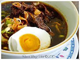 Rawon Delicious Soup From East Java Kluwek Is The Secret Of Black Color Of This Soup Resep Masakan Resep Ide Makanan